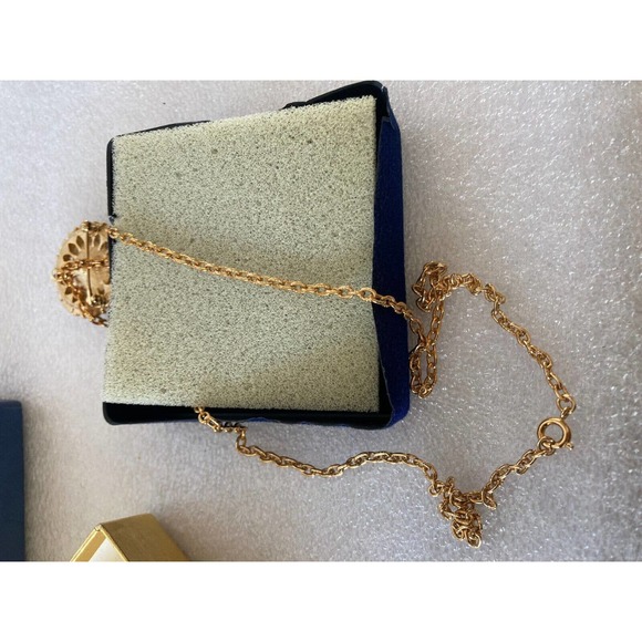 Vintage Avon Pendant Sun Brilliants Pin Necklace Brooch Faux Green Peridot w Box - Picture 4 of 5